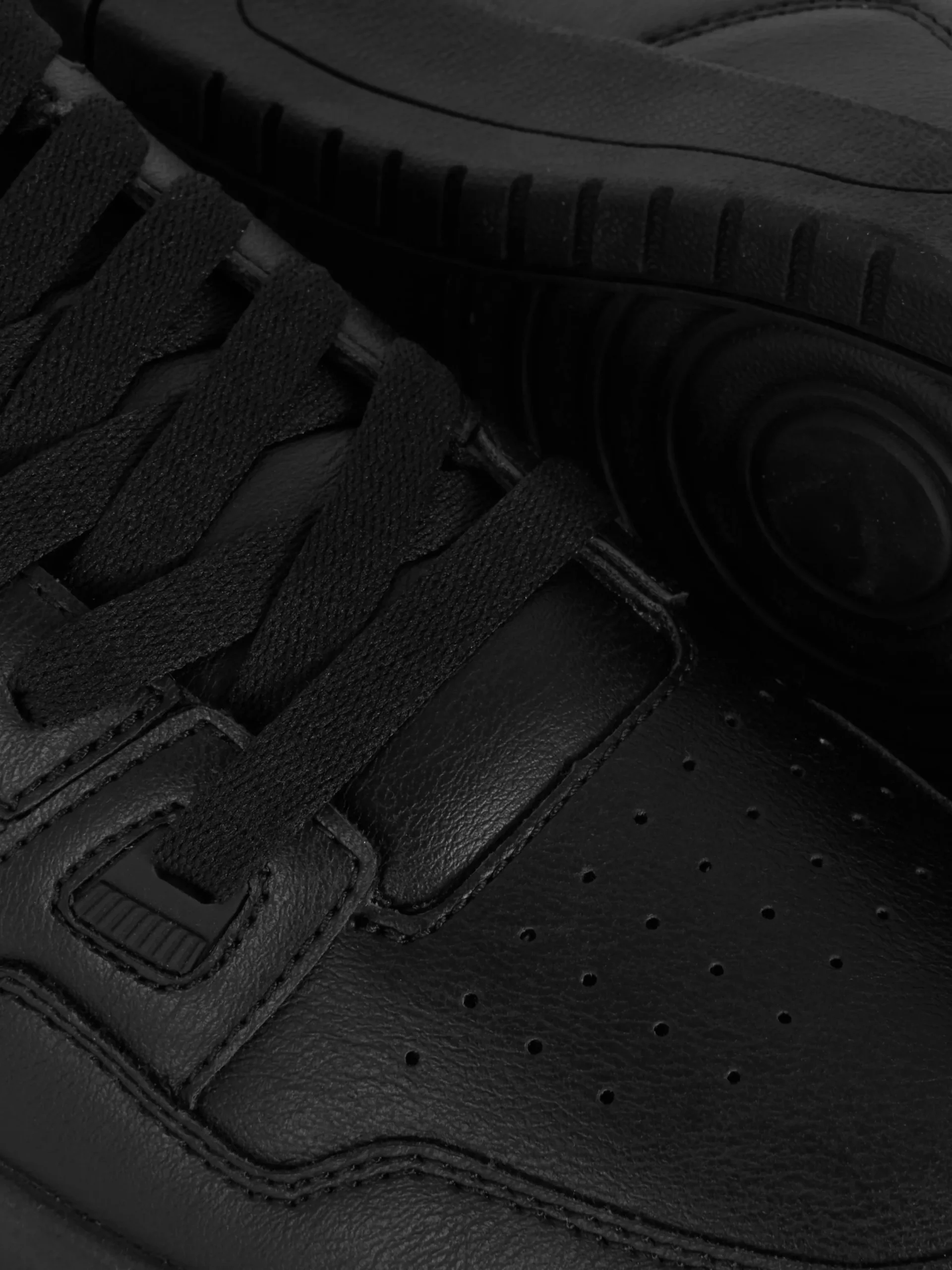 Baskets|Primark Baskets Basses à Lacets Noir