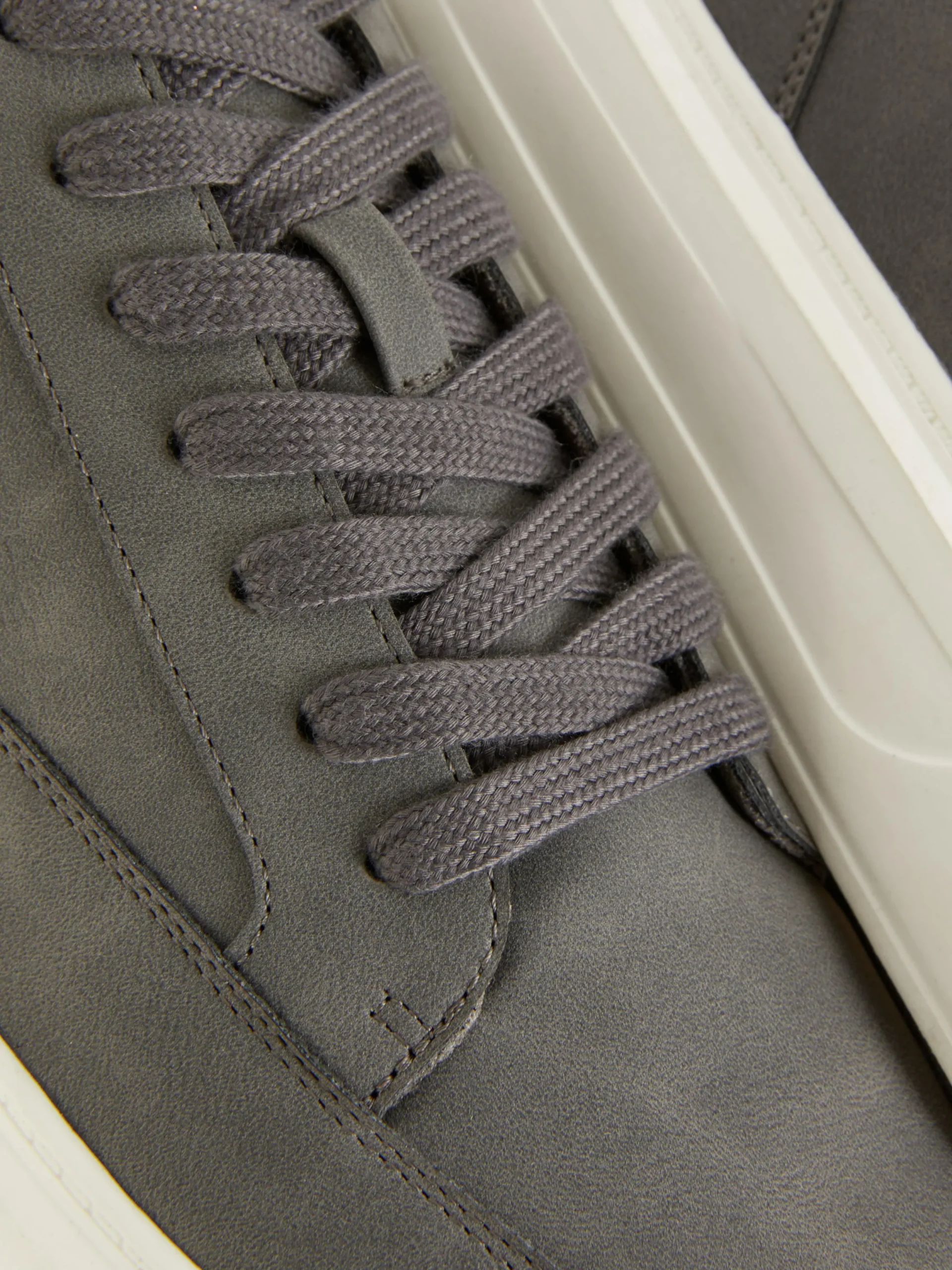 Baskets|Primark Baskets Basses Kem Gris
