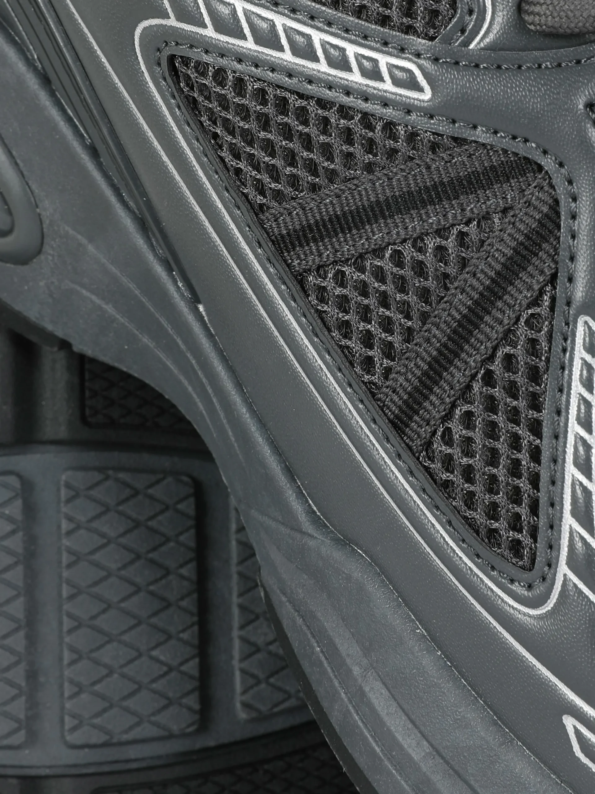 Baskets|Vêtements De Sport|Primark Baskets De Sport Basses à Empiècements Anthracite