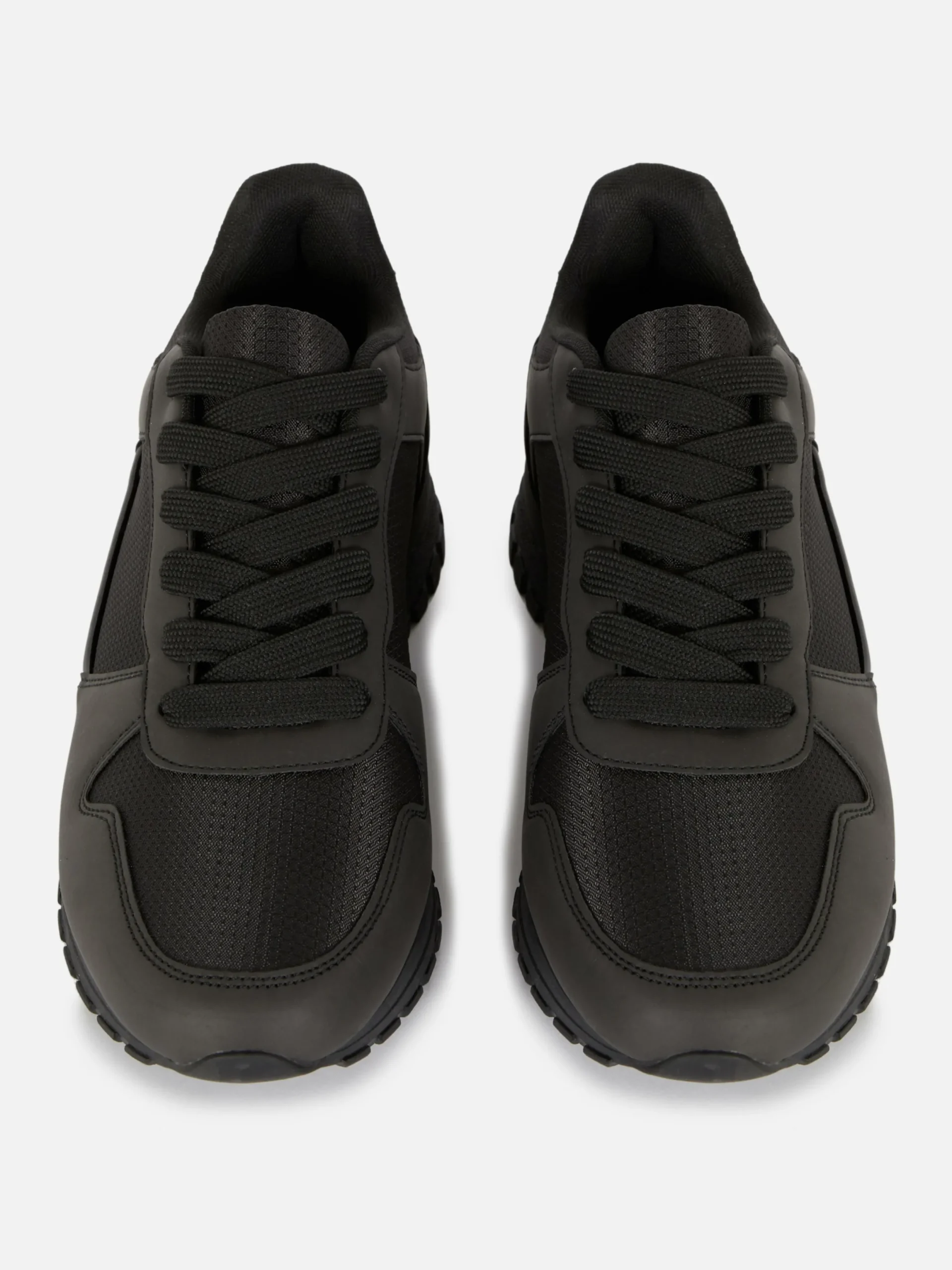 Baskets|Vêtements De Sport|Primark Baskets Sportives à Semelle épaisse Noir