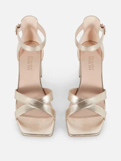 Chaussures À Talons|Primark Chaussures à Talons Larges Avec Brides Croisées Doré