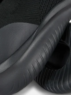 Baskets|Vêtements De Sport|Primark Chaussures De Sport à Enfiler Noir