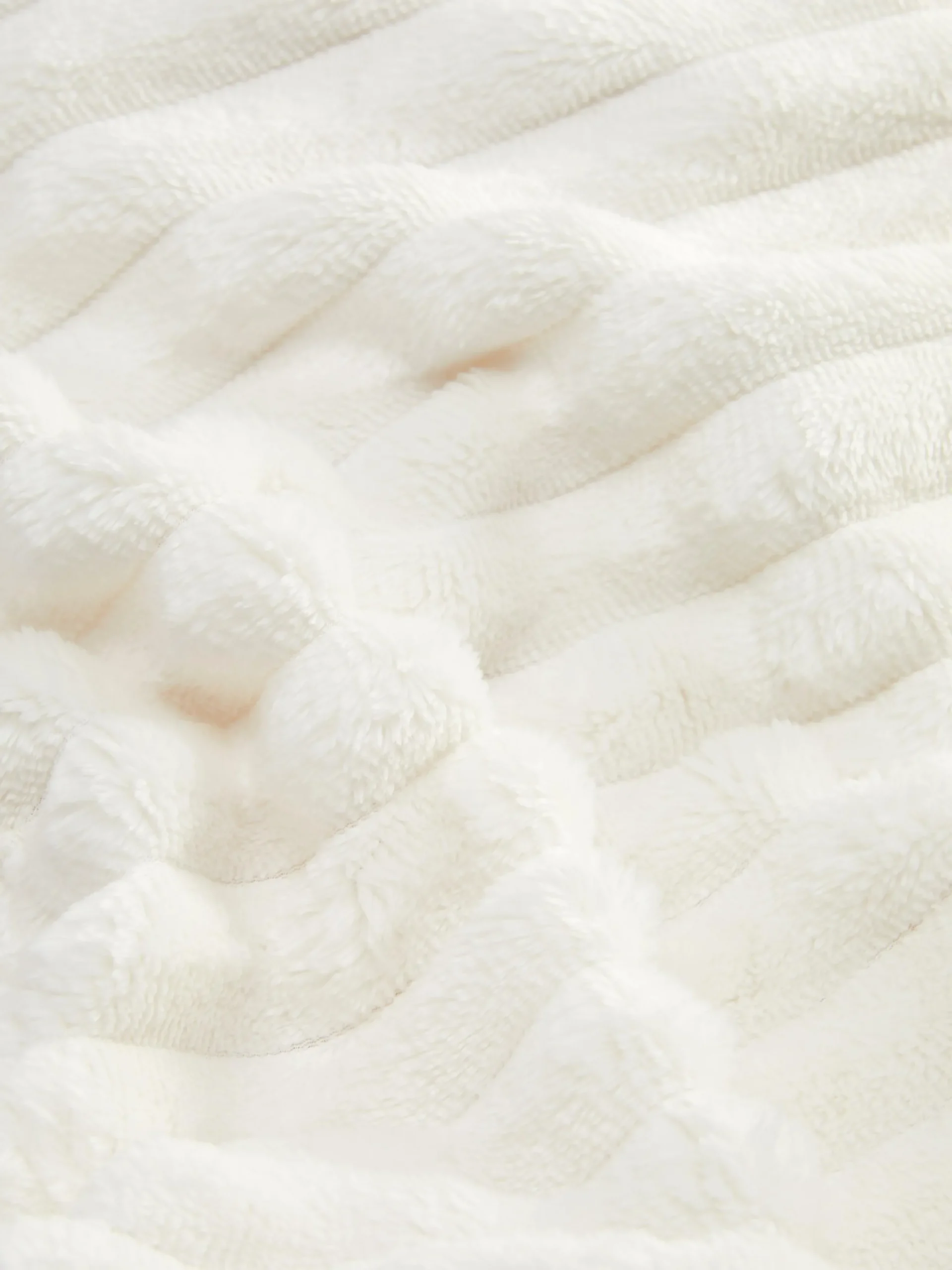 Couvertures Et Jetés De Lit|Primark Couverture Côtelée Douce Crème