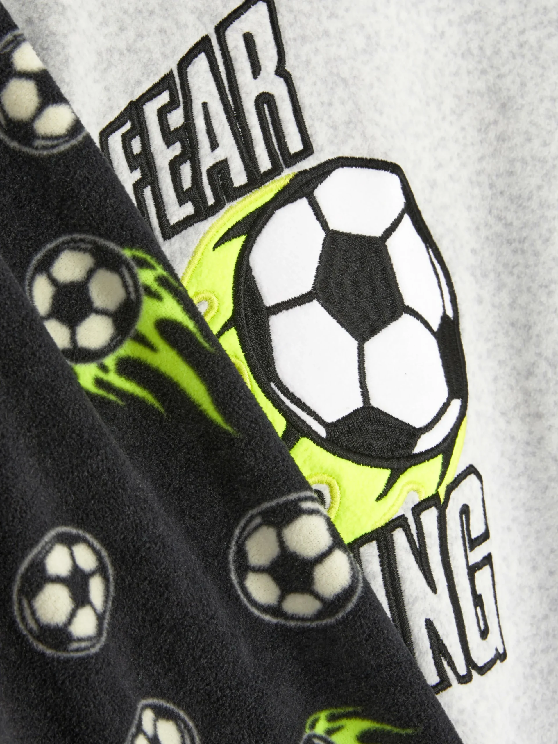 Pyjamas Et Vêtements De Nuit|Primark Pyjama En Polaire à Motif Ballon De Foot Gris chiné
