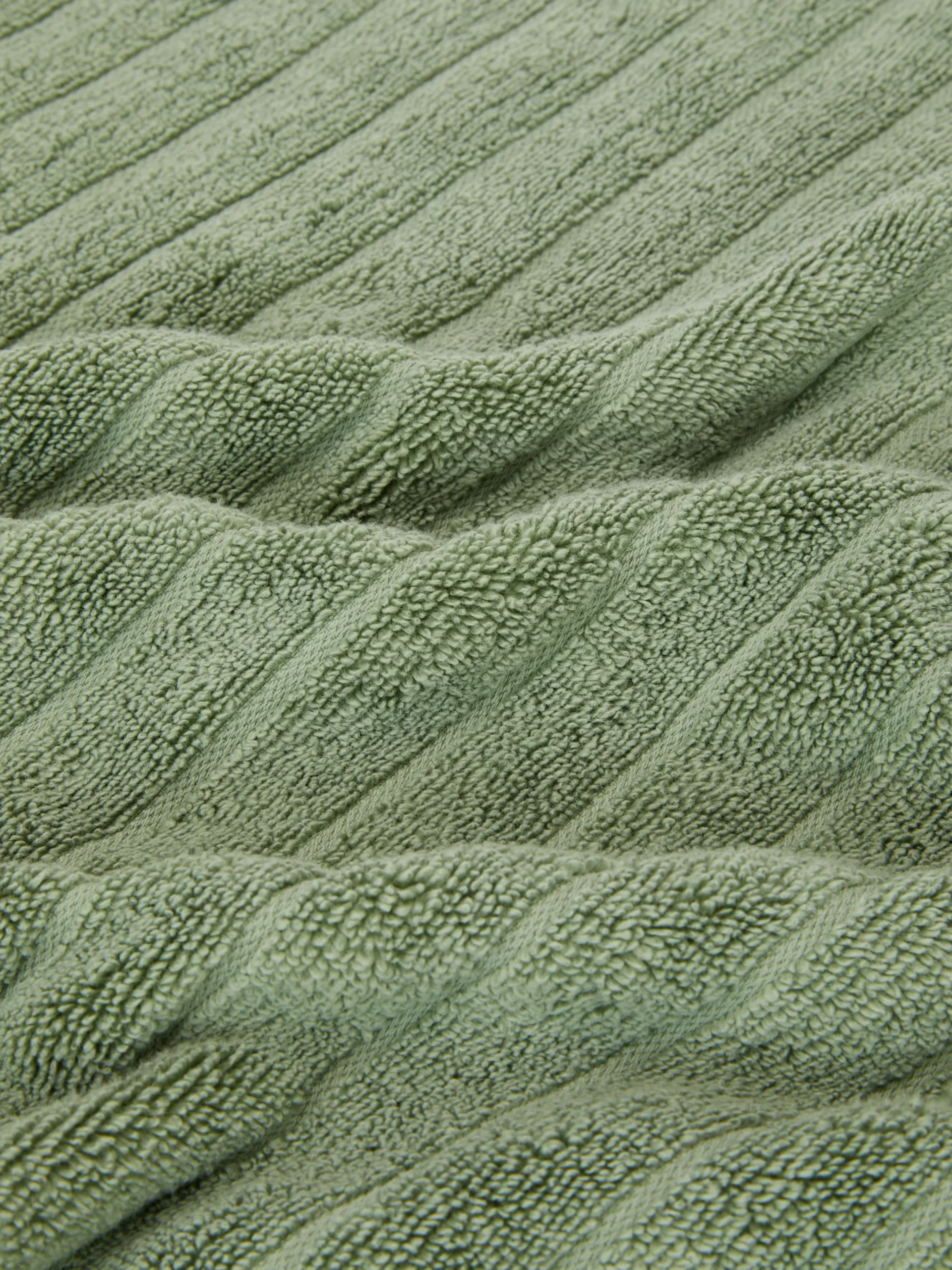Serviettes|Primark Serviette De Bain Côtelée Texturée Vert