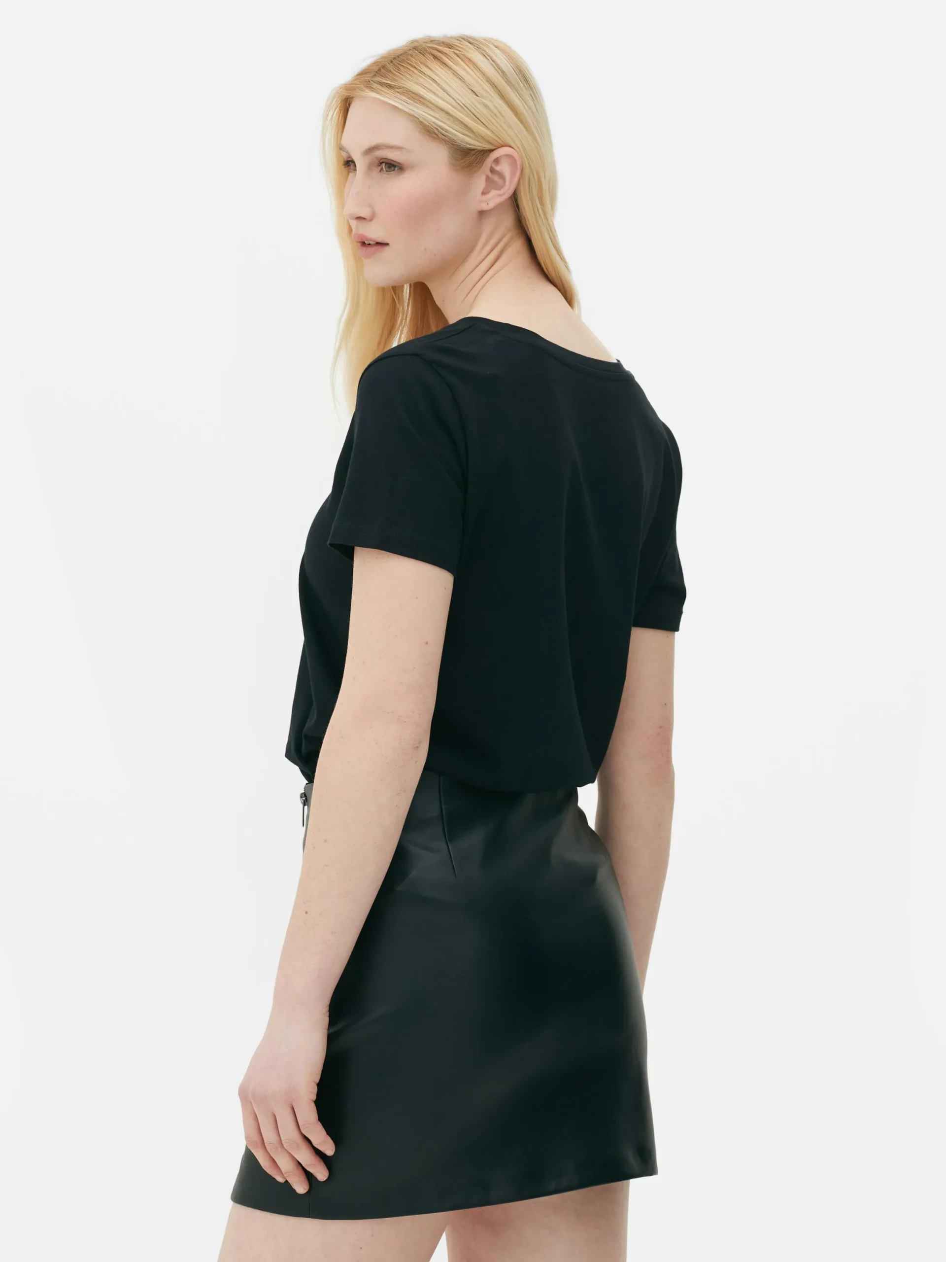 Hauts Et T-Shirts|Primark T-shirt Coupe Regular à Col En V Noir